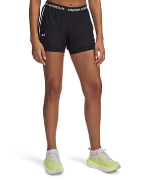 Women Tech Play Up Fitted Shorts