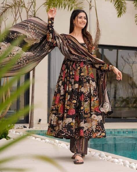 ANNI DESIGNER Women Floral Print Anarkali Kurta with Pants & Dupatta Set