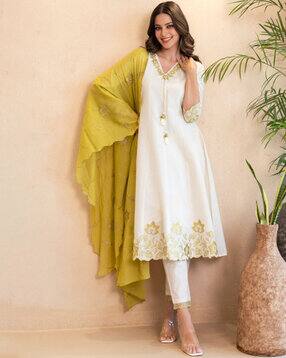 myrie Women Embroidery Straight Kurta Set-picture-16