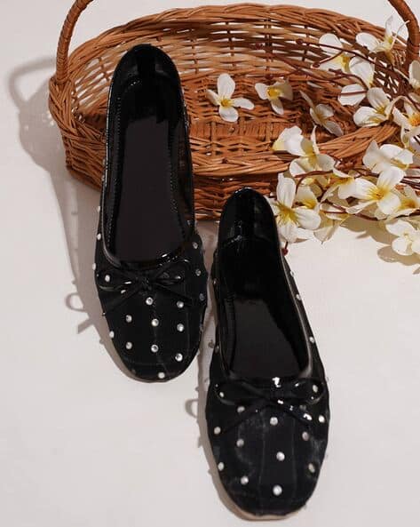 FROH FEET Women Embellished Round-Toe Ballerinas