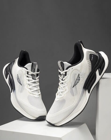 Men Lace-Up Elegantly Rounded Front Athleisure Shoes