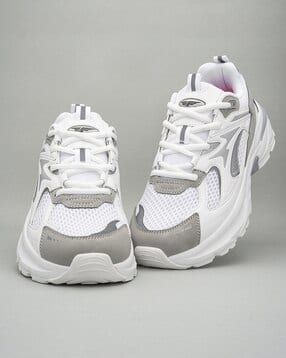 Women Colourblock Low-Top Athletic Shoes -image-4