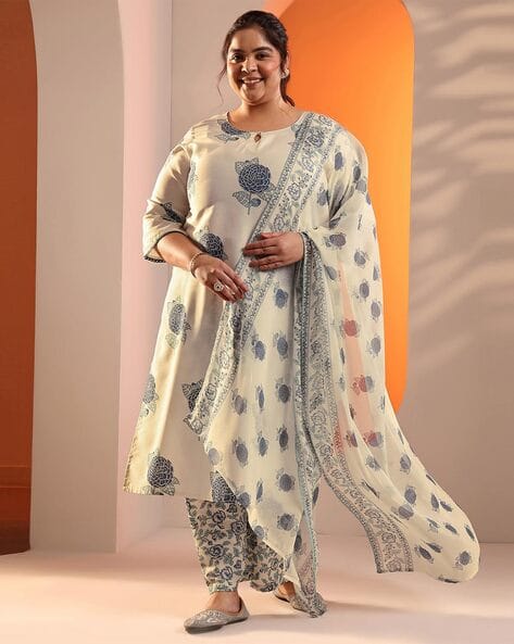 Extra Love by Libas Women Floral Print Straight Kurta Set with Dupatta