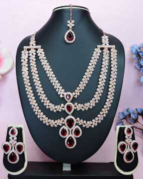 women rose gold-plated rhinestone-studded necklace with earrings & mang tikka set