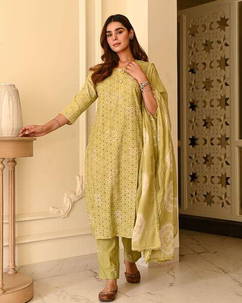Nyrika Women Printed Straight Kurta Set