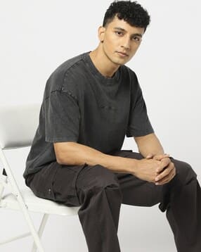 yousta Men Washed Relaxed Fit Crew-Neck T-Shirt-picture-27