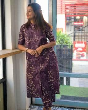 texstile Women Floral Print Straight Kurta Set-picture-33