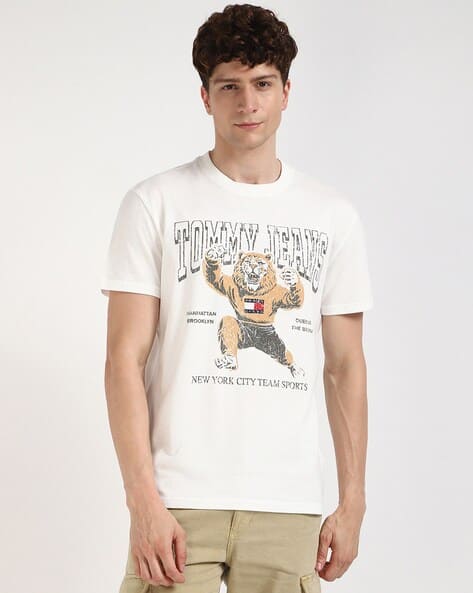 TOMMY HILFIGER Regular Fit Varsity Novelty Crew-Neck T-Shirt