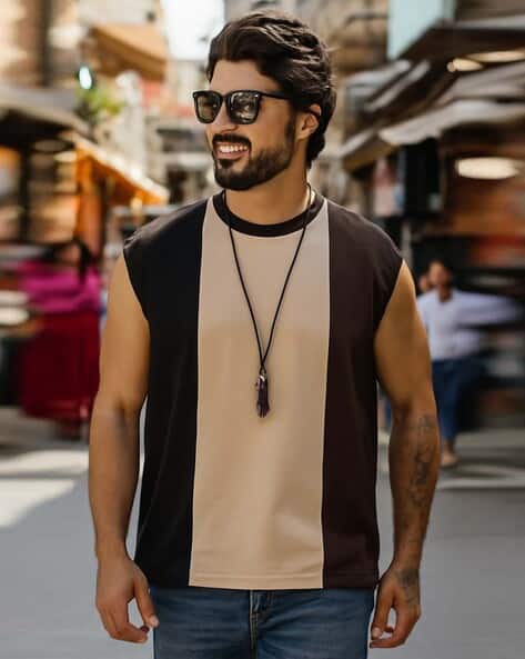 NEONOMAD Men Colourblock Relaxed Fit Round-Neck T-Shirt