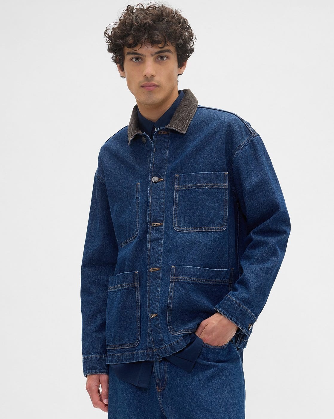 Buy GAP Men Regular Fit Denim Jacket Online | Ajio.com
