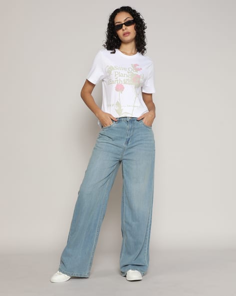 Women Mid-Wash Wide-Leg Jeans