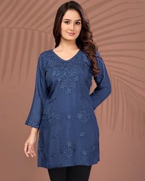 rudra lifestyle Women Floral Chikankari Straight Kurta-picture-34