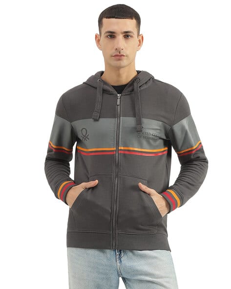 UNITED COLORS OF BENETTON Men Regular Fit Hoodie with Kangaroo Pocket