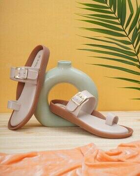 Women Flat Sandals with Mesh Upper