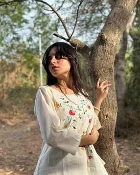 indie picks Pure Cotton Hand Embroidered Tunic-picture-51