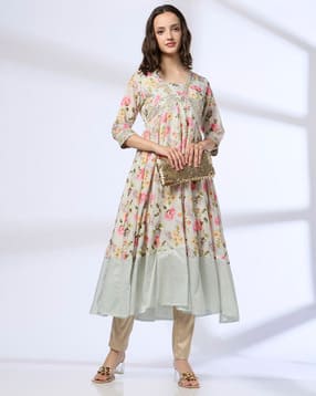 Women Floral Print V-Neck Flared Kurta