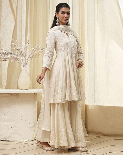 summer maxi formal dress Magnolia White Chiffon Pakistani Suit