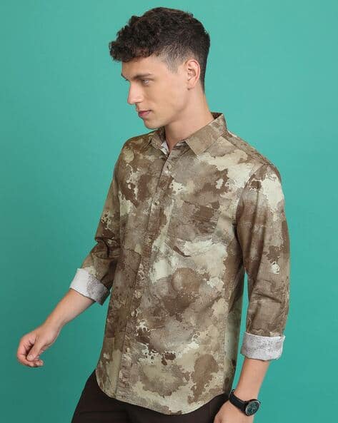 Highlander Men Graphic Slim Fit Shirt