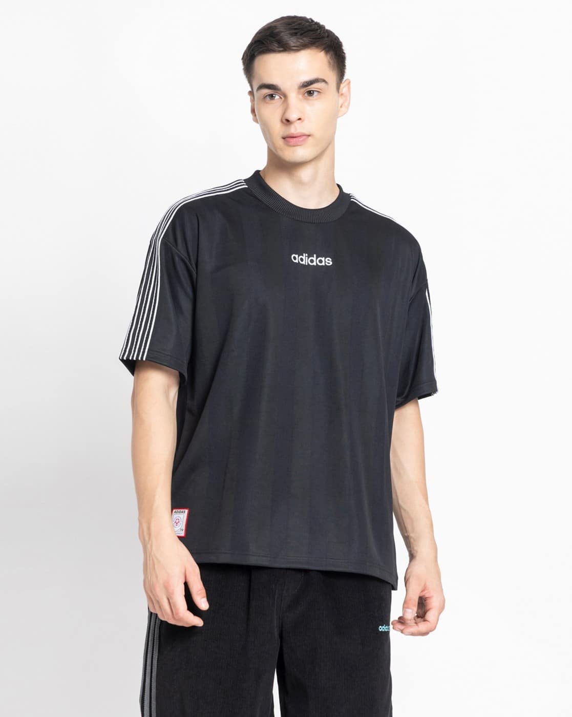 Buy Adidas Originals 90S Loose Fit Crew-Neck Jersey Online | Ajio.com