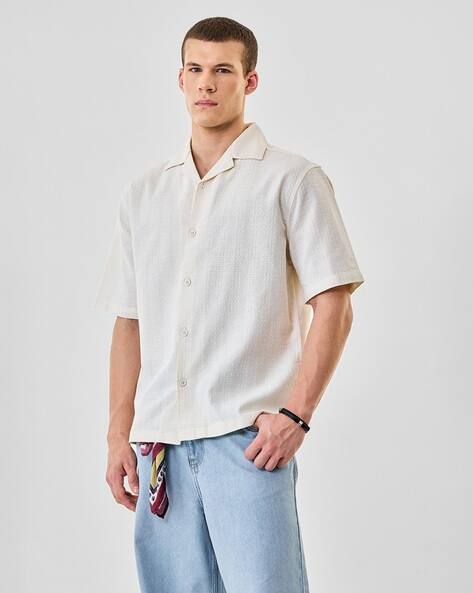 SNITCH Men Boxy Fit Shirt with Cuban Collar