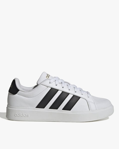 Streettalk Low-Top Lace-Up Sneakers