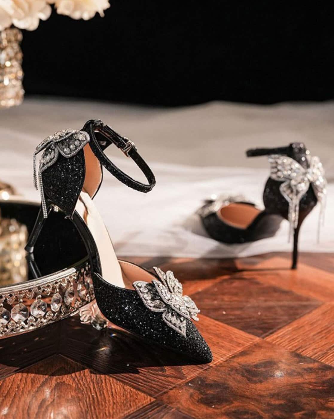 Buy DECORFUR Women Pointed-Toe Heeled Sandals Online | Ajio.com