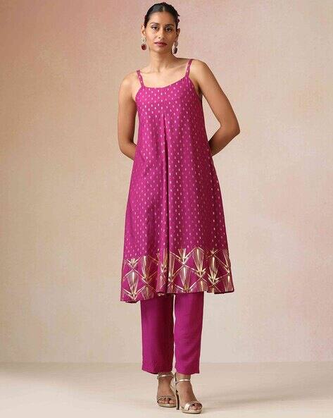 Truebrowns Women Geometric Flared Kurta Set