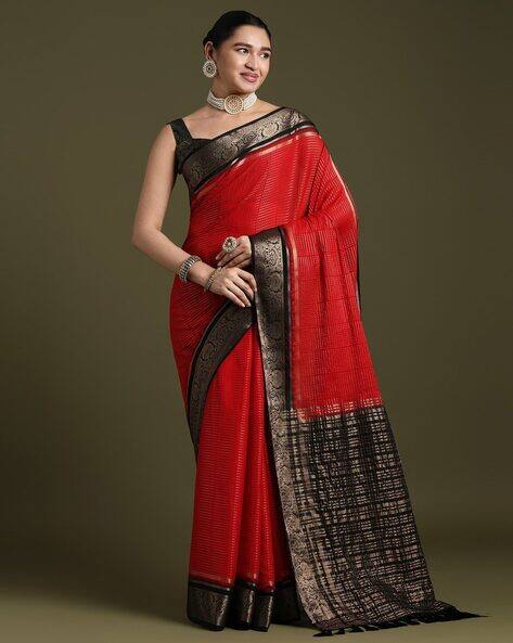 Ri-wah Women Woven Saree with Tassels