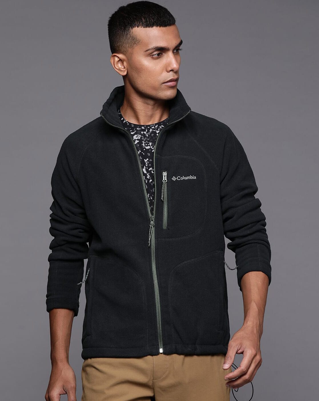 -1117Wx1400H-466327483-black-