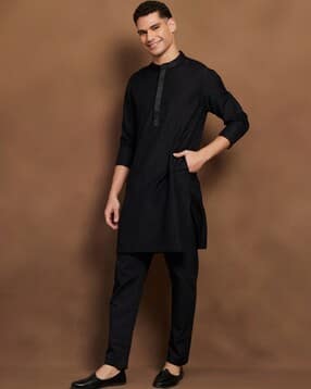 melange by lifestyle Men Embroidered Regular Fit Long Kurta with Mandarin Collar-picture-14