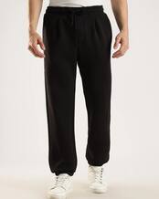 -174Wx218H-702212013-black- -174Wx218H-702212013-black-