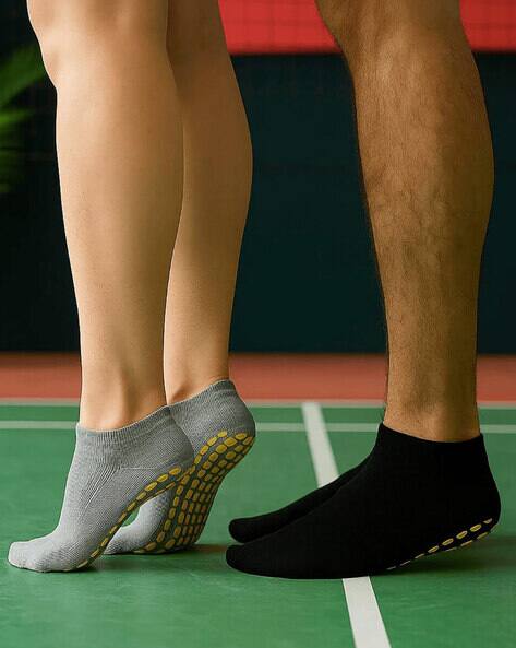 SAMVAR Boys Pack of 2 Athletic Socks