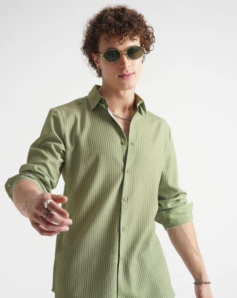 Highlander Men Striped Slim Fit Shirt
