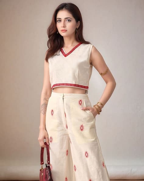 Indie Picks Embellished Crop Top