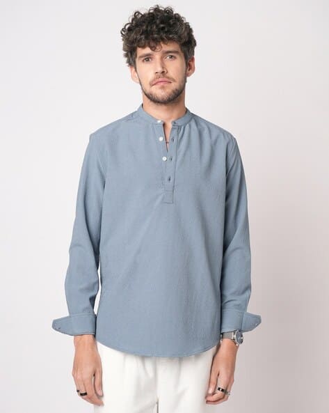Men Textured Short Kurta