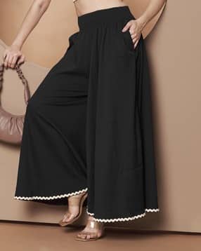 Women Flared Palazzos with Scalloped Hem 