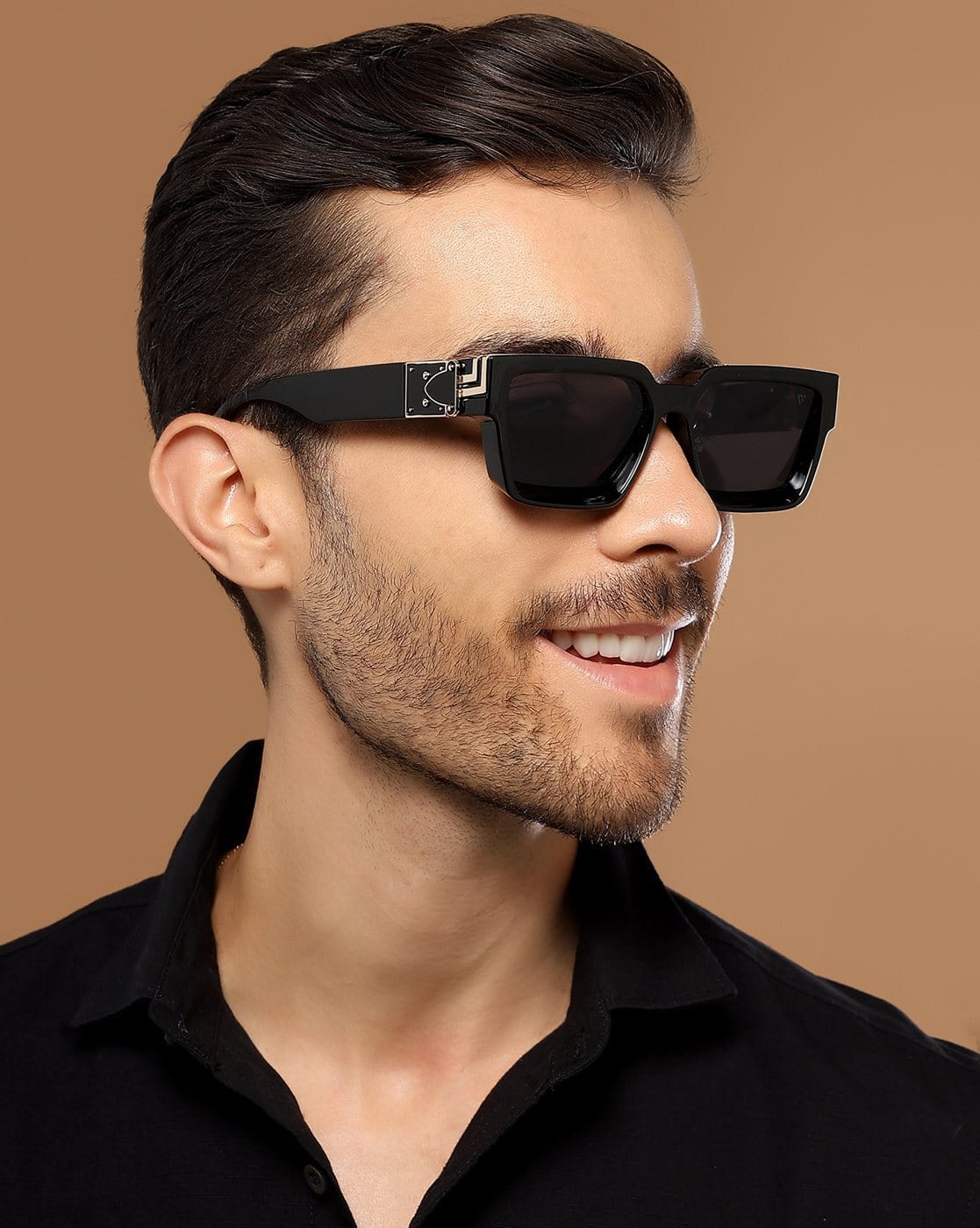 -1117Wx1400H-467004156-black-