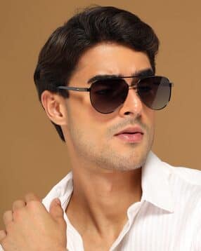 voyage Men UV-Protected Oversized Sunglasses -picture-26