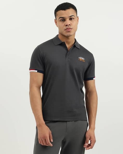 UNITED COLORS OF BENETTON Men Regular Fit Cotton Polo T-Shirt