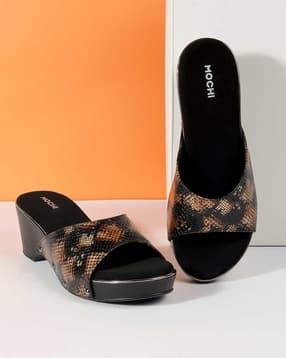 mochi Women Chunky-Heeled Shoes with leather upper-picture-10