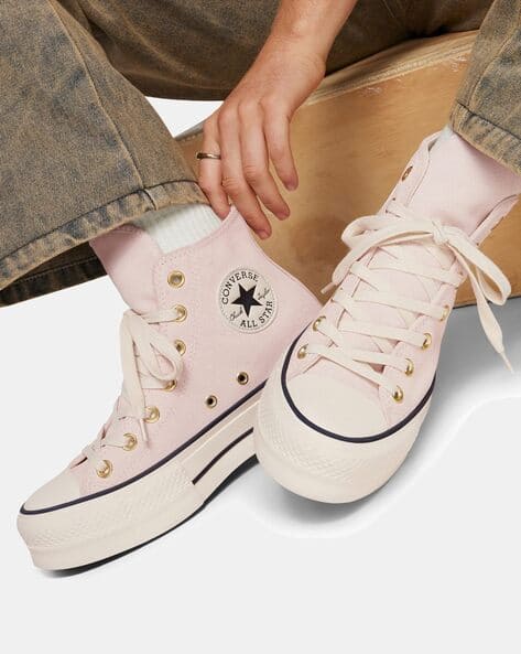 Buy CONVERSE Women Chuck Taylor All Star L Online | Ajio.com