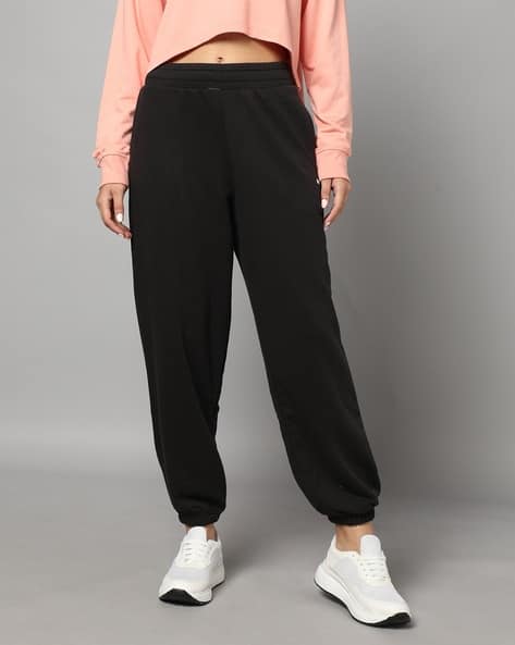 Puma Women Wardrobe Essentials Relaxed Fit Sweatpants