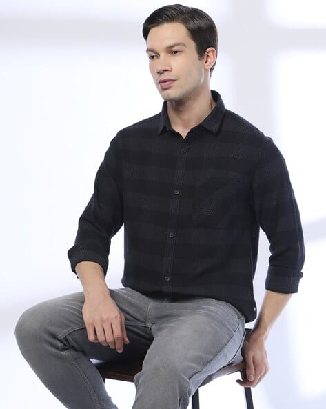 Men Checked Slim Fit Cotton Shirt