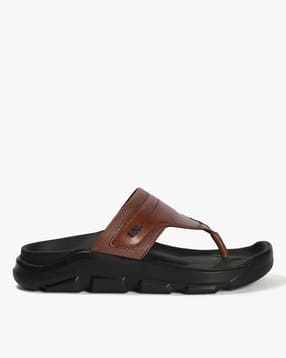 Men Thong-Strap Leather Sandals