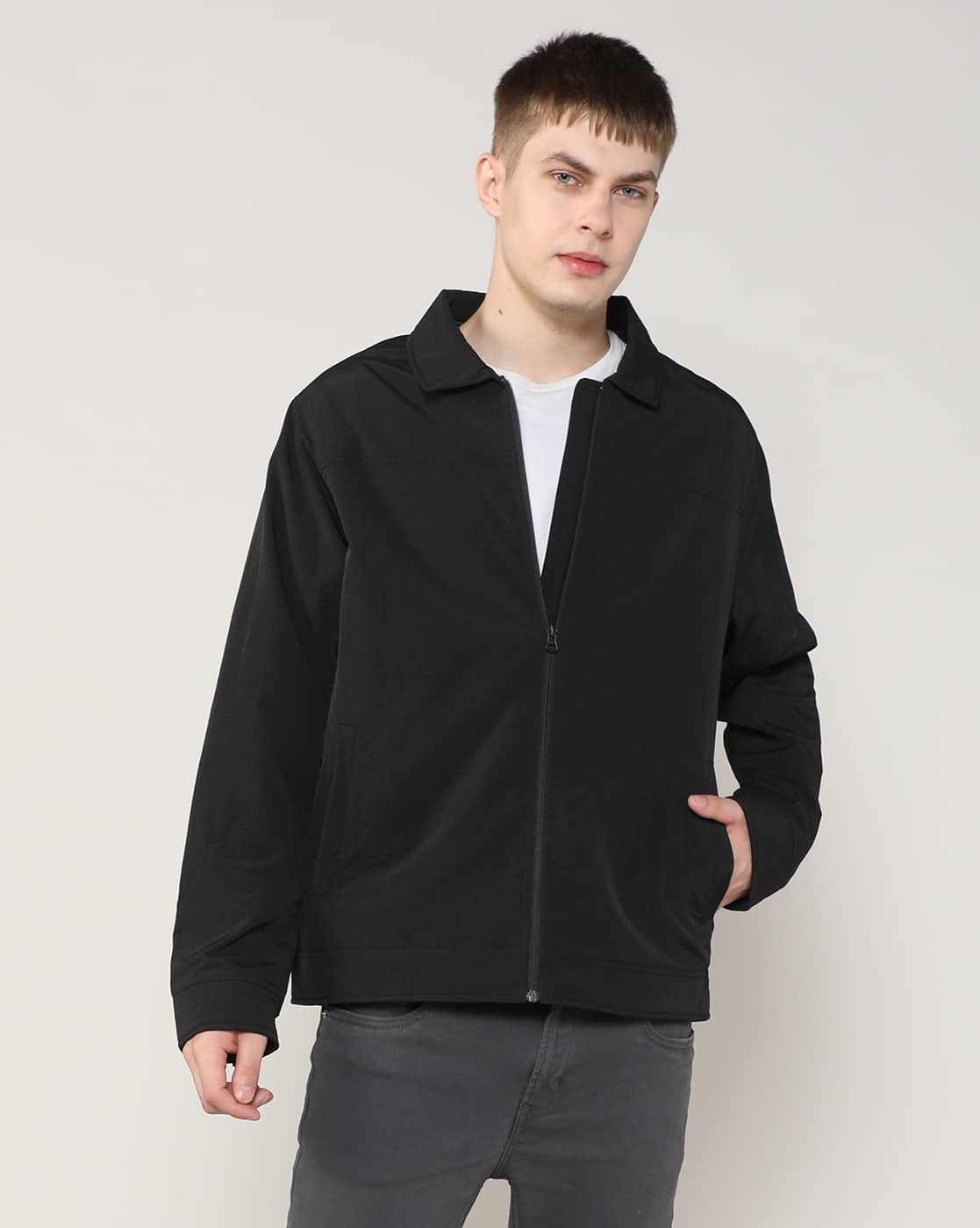 -1117Wx1400H-443094114-black-