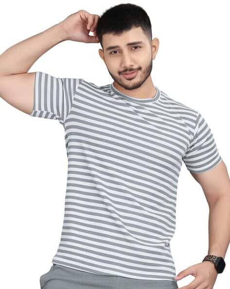 Buda Jeans Co Men Stripes Regular Fit T-shirt