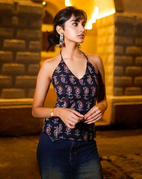GOSRIKI Women Paisley Print Top with Sleeveless