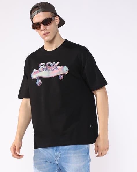 Men Graphic Print Regular Fit Crew-Neck T-Shirt