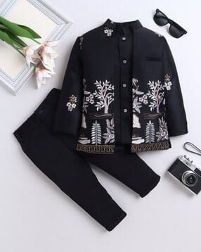 Boys Embroidered Sherwani Kurta Set-image-38
