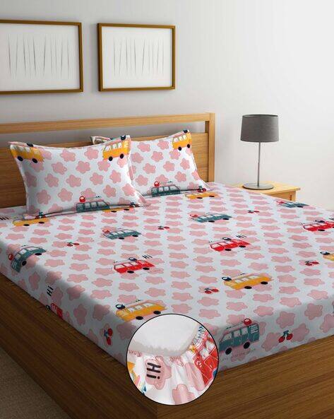 KLOTTHE 300 TC Graphic Print Double King Fitted Bedsheet with Pillow Covers